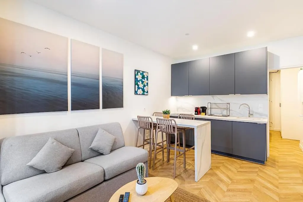 Appartement Moderne Pour 4 Proche Arc De Triomphe Paris 0*,